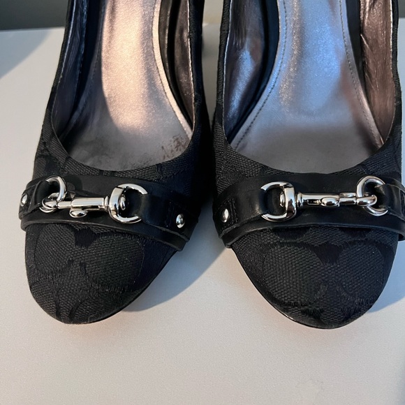 COACH HEELS - Picture 2 of 8
